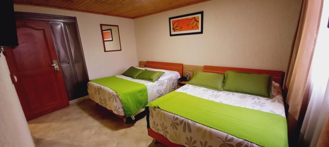 Hoteles Bogota Inn Colonial Buitenkant foto