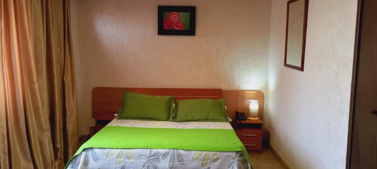 Hoteles Bogota Inn Colonial Buitenkant foto